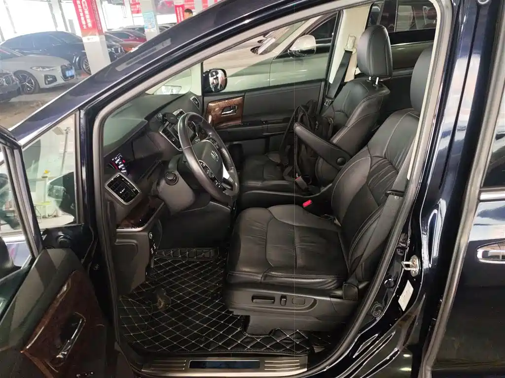 Honda Odyssey 2018 — фото 12