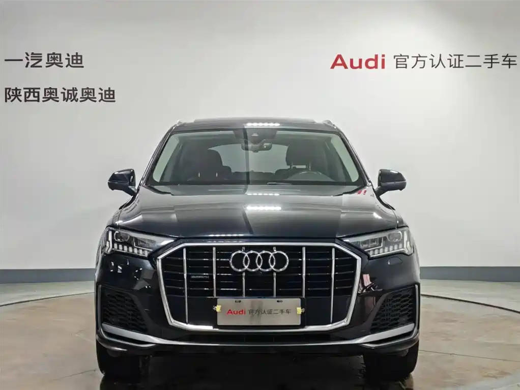 Audi Q7 2020 — фото 2