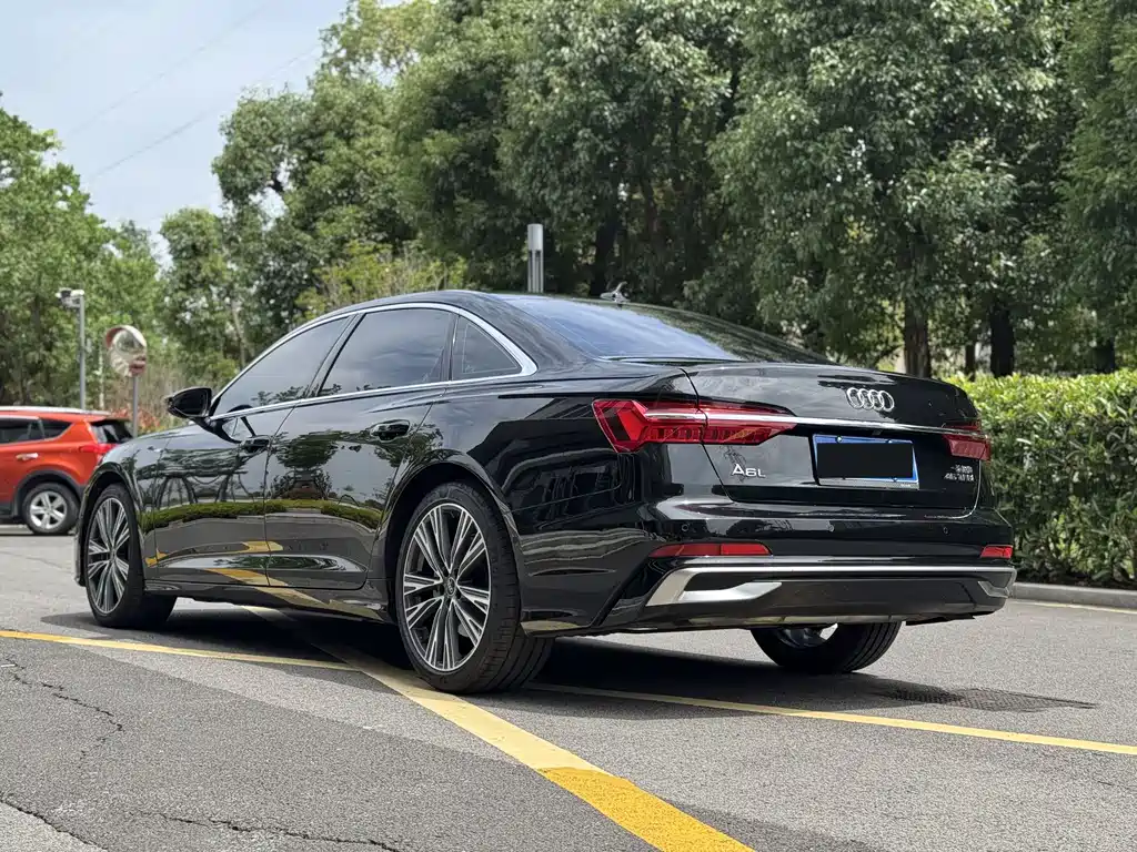 Audi A6L 2023 — фото 14