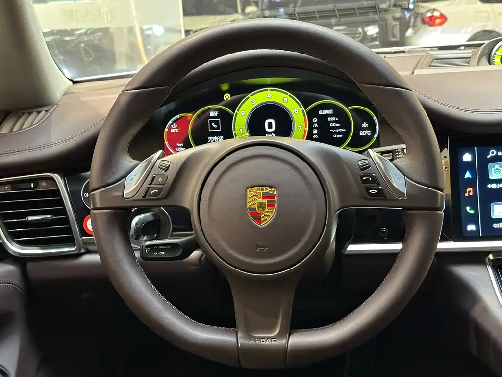 Porsche Panamera 2014 — фото 15
