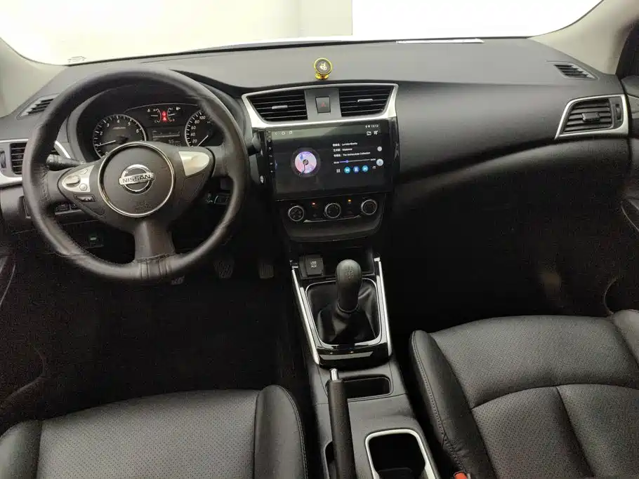 Nissan Sylphy 2018 — фото 12
