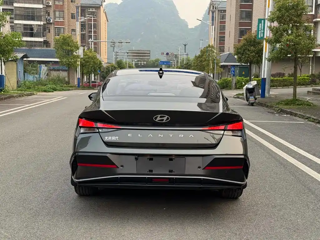 Hyundai Elantra 2026