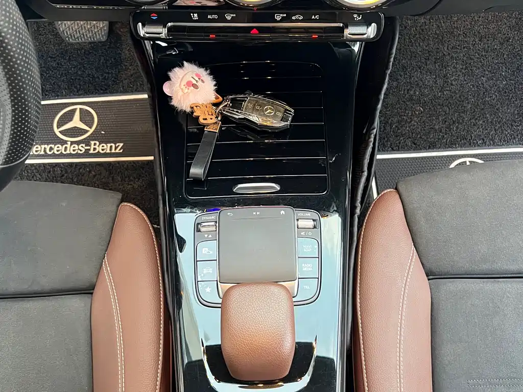 Mercedes-Benz A-Class 2020 — фото 24