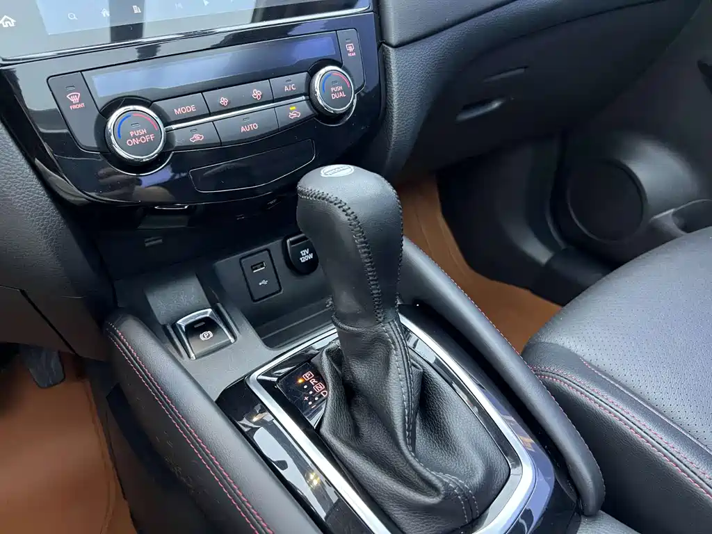 Nissan Qashqai 2023 — фото 10