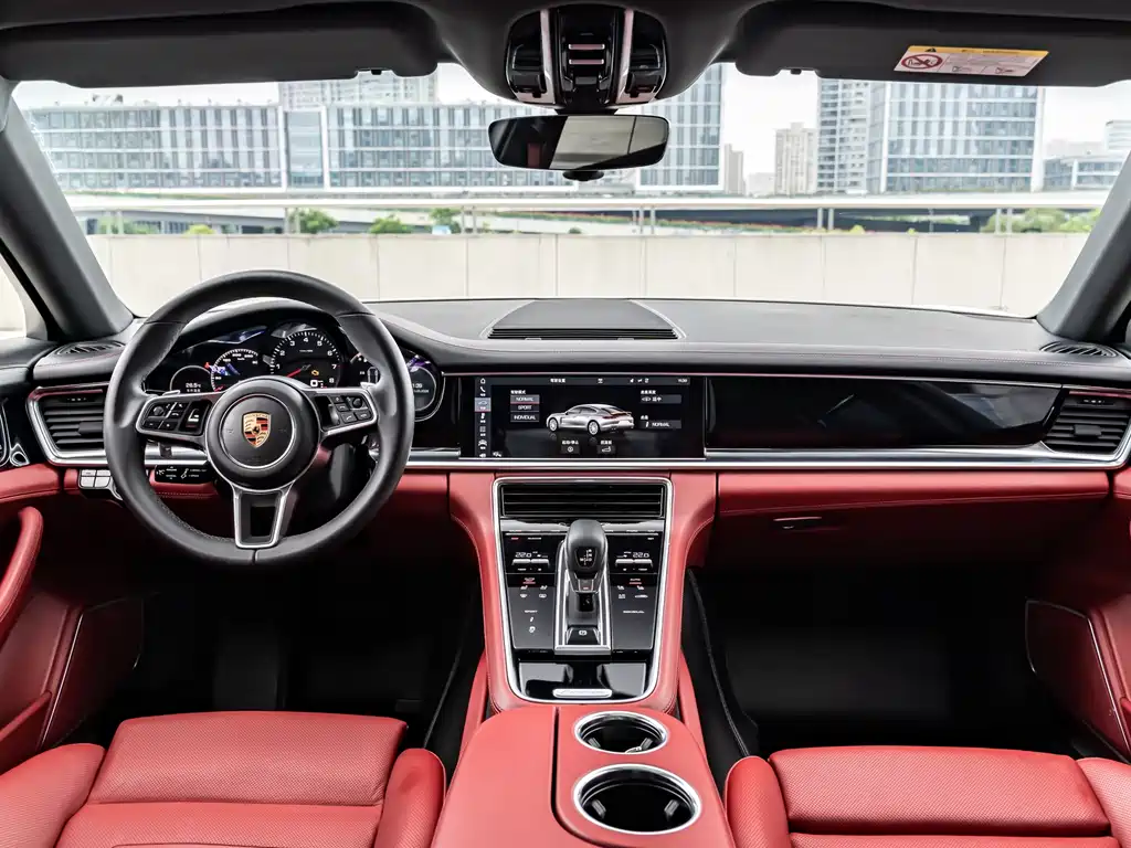 Porsche Panamera 2020 — фото 22