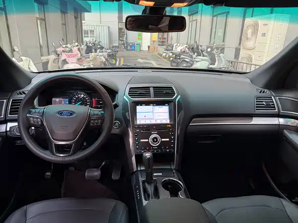 Ford Explorer 2017