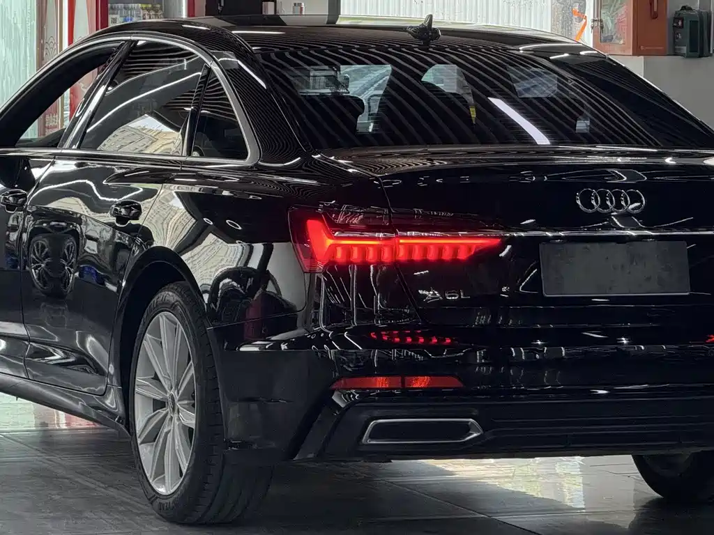 Audi A6L 2020