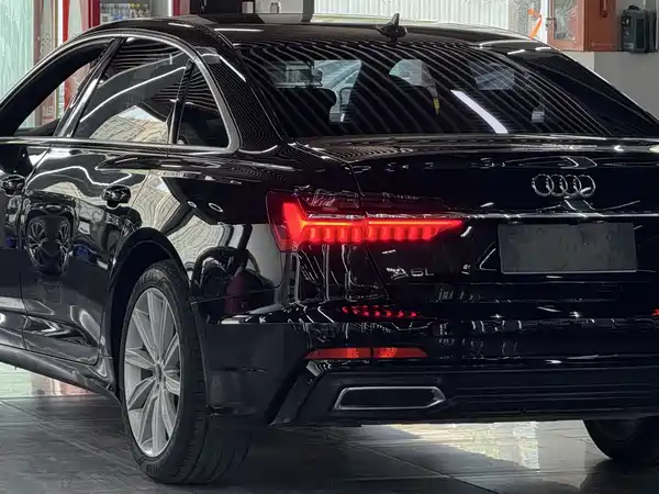 Audi A6L 2020