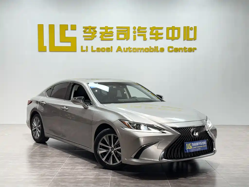 Lexus ES 2021 — фото 5