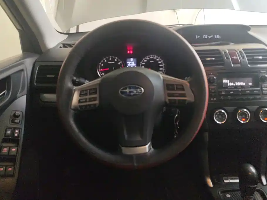 Subaru Forester 2013 — фото 15