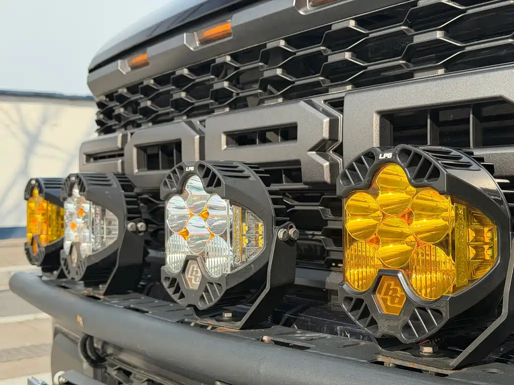 Ford F-150 Raptor 2023 — фото 19