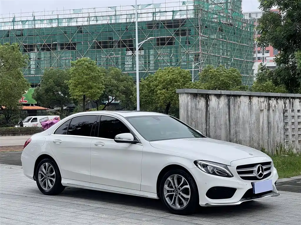 Mercedes-Benz C-Class 2018
