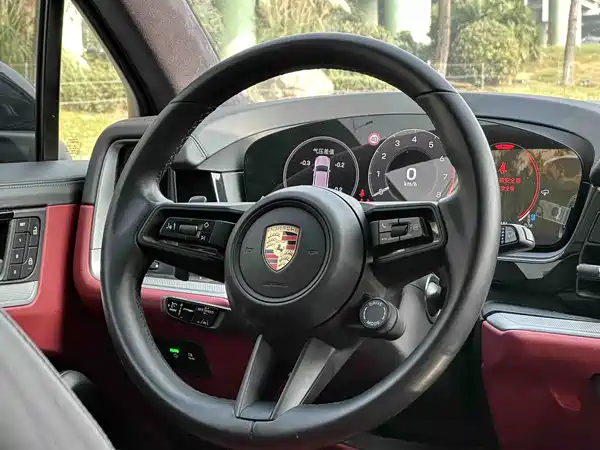 Porsche Cayenne 2023