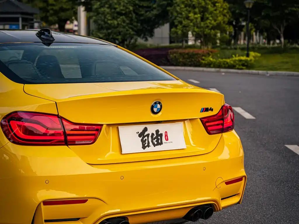 BMW M4 2017 — фото 5