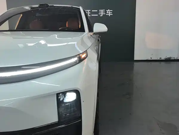 Li Auto L7 2025