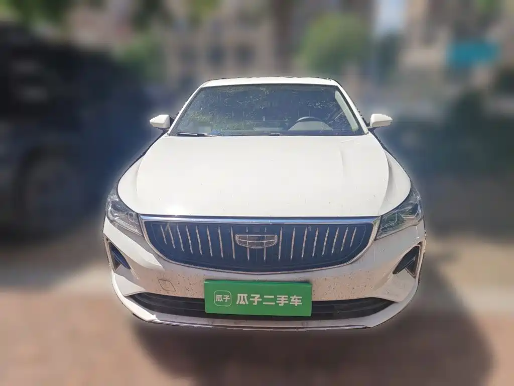 Geely Emgrand 2023