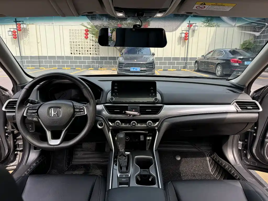 Honda Accord 2021 — фото 12
