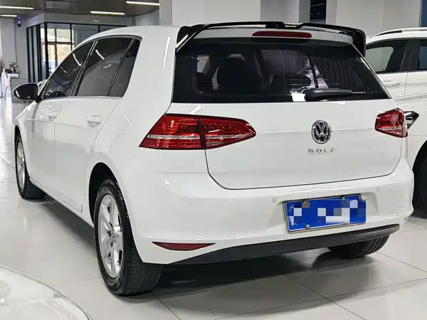 Volkswagen Golf 2016
