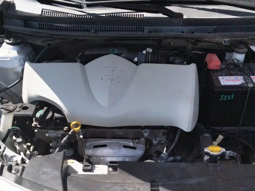 Toyota Vios 2015 — фото 13