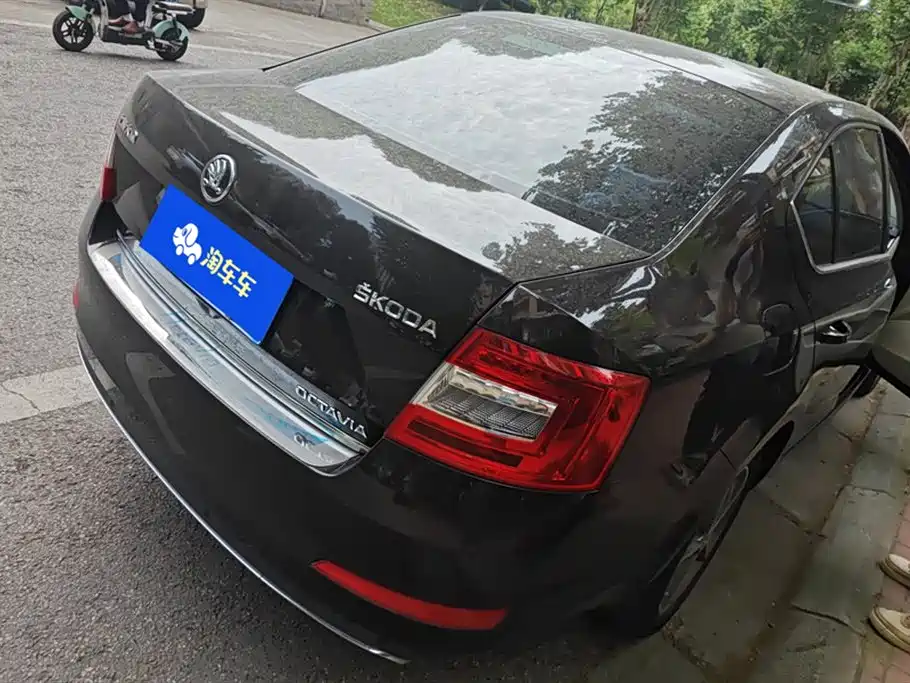 Skoda Octavia 2015 — фото 3