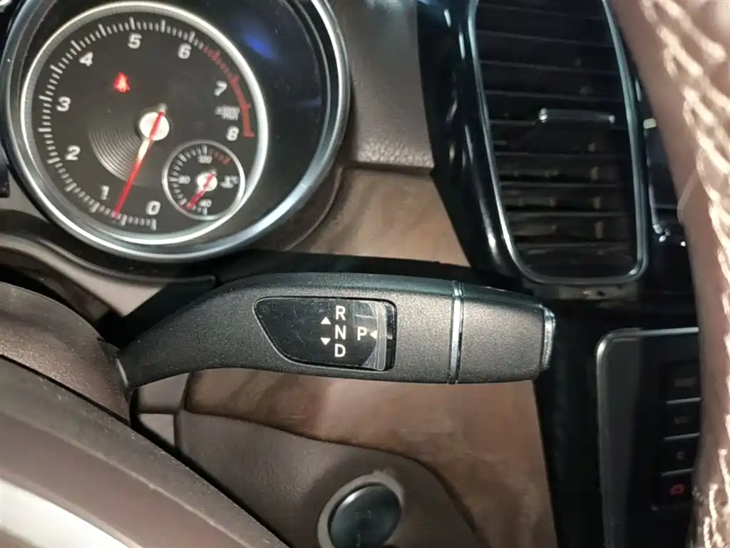 Mercedes-Benz GLE 2016 — фото 14