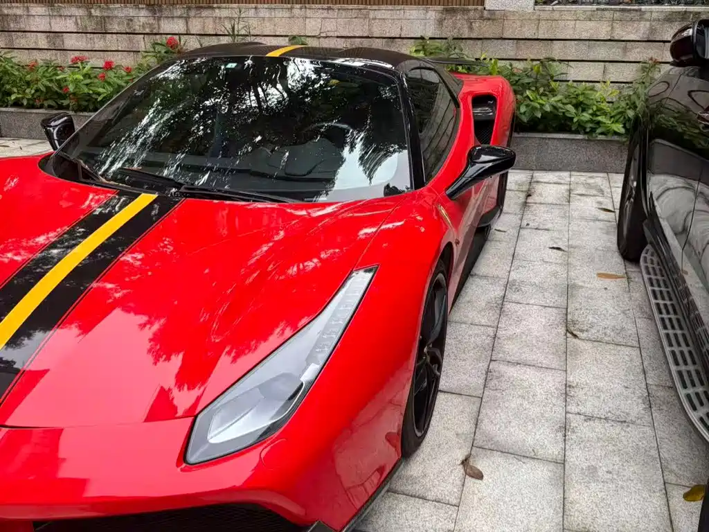 Ferrari 488 2019 — фото 4