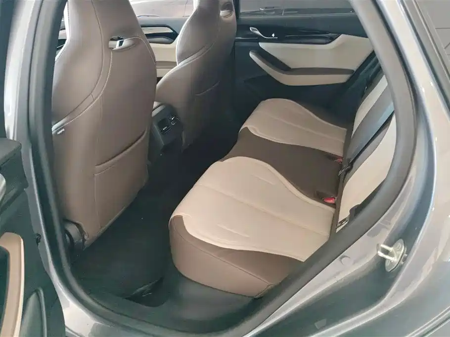 BYD Qin PLUS 2025 — фото 11