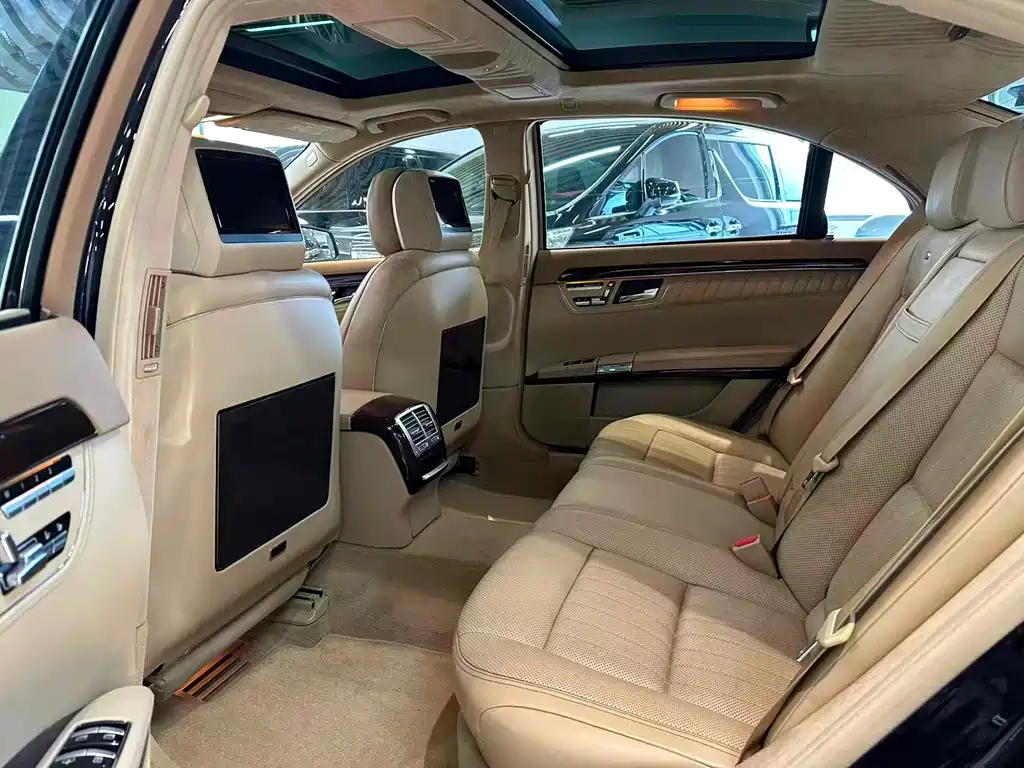 Mercedes-Benz S-Class 2011 — фото 12