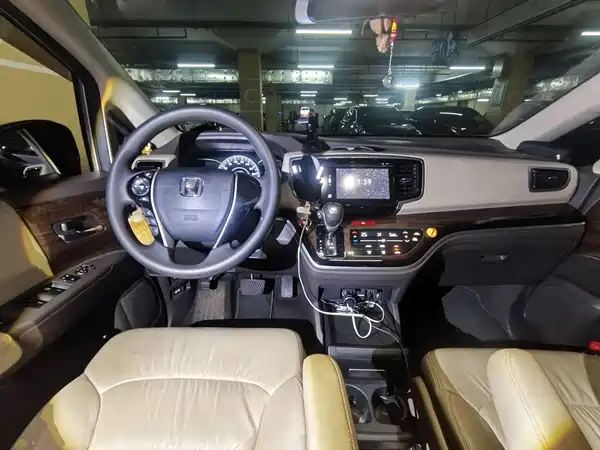 Honda Odyssey 2016