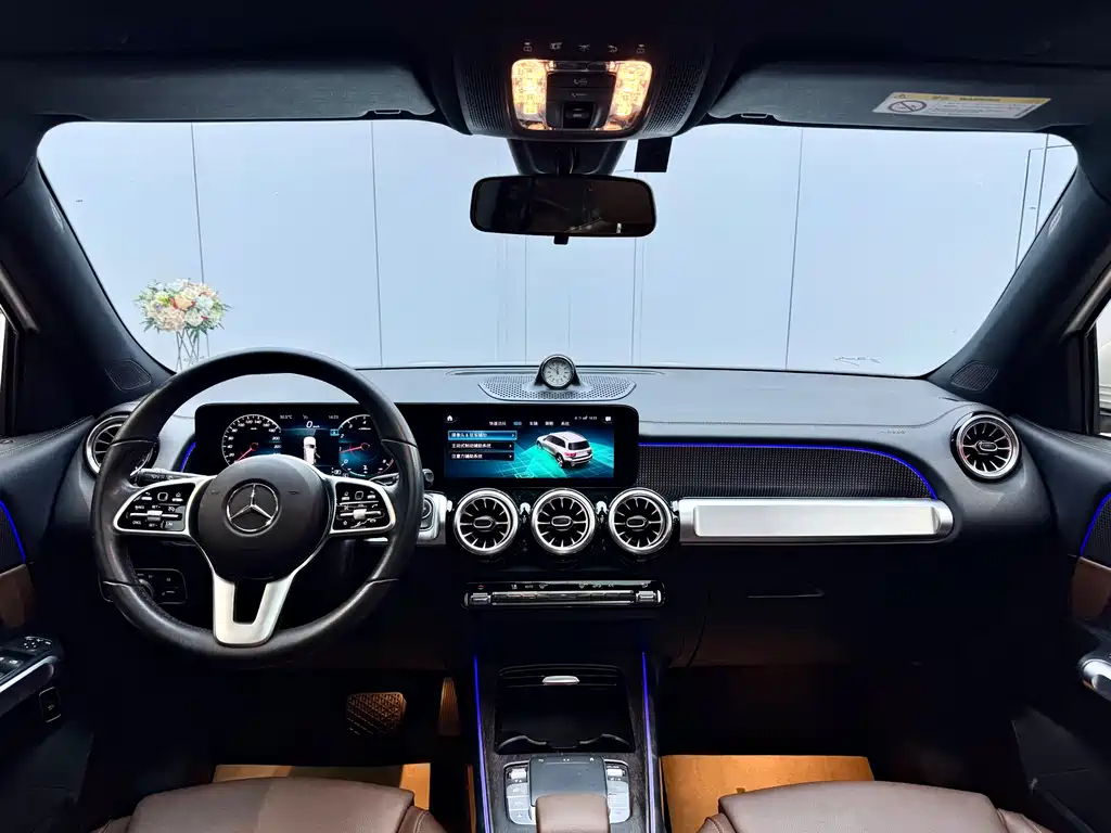 Mercedes-Benz GLB 2021 — фото 19