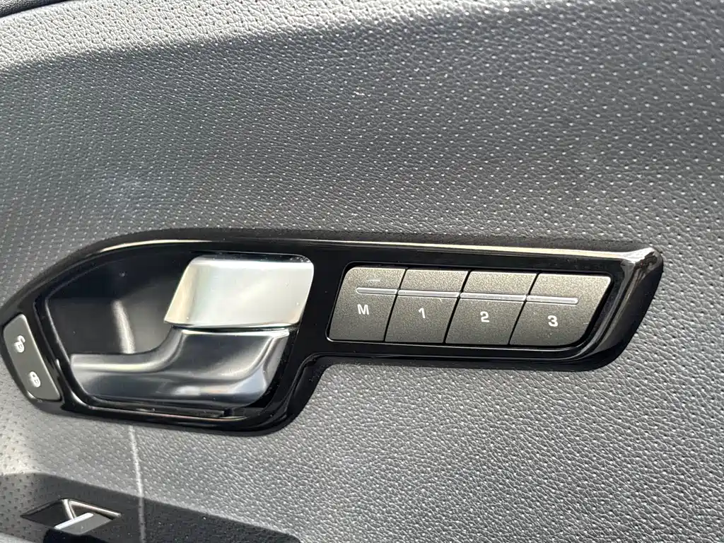 Land Rover Evoque 2014 — фото 41