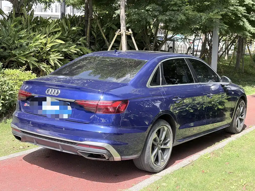 Audi A4L 2020 — фото 10