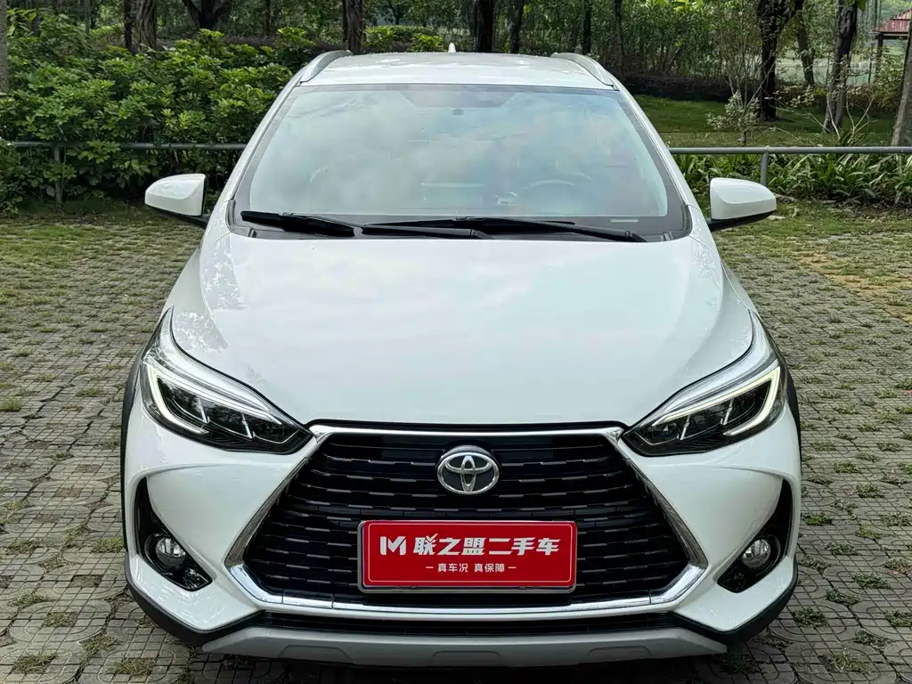 Toyota Yaris L 2022