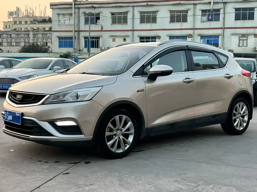 Geely Emgrand GS 2017 — фото 1