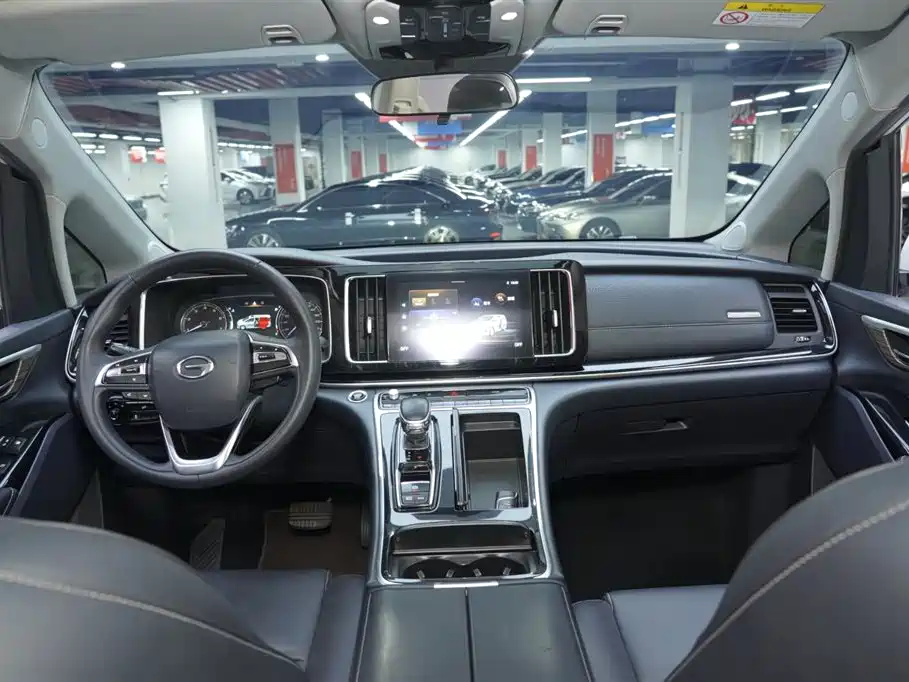 GAC Motor Trumpchi M8 2022 — фото 18