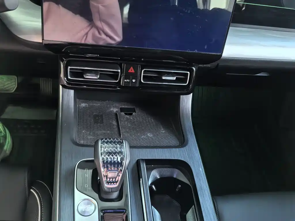 GAC Motor Trumpchi GS8 2023 — фото 10