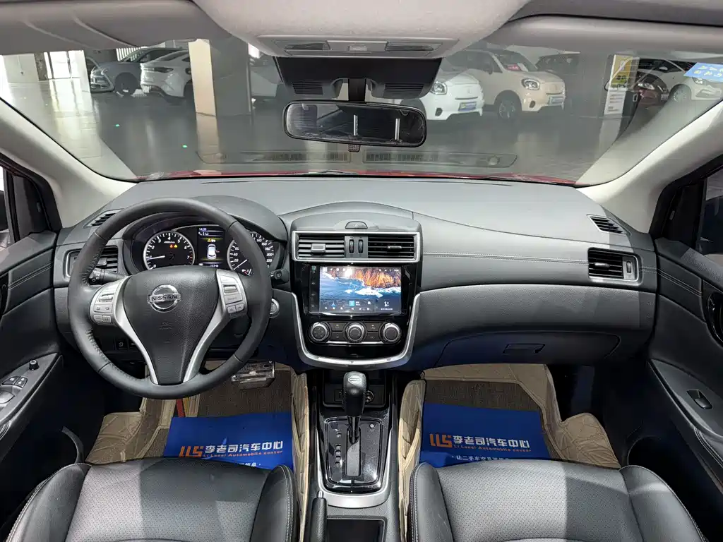 Nissan Tiida 2022 — фото 12