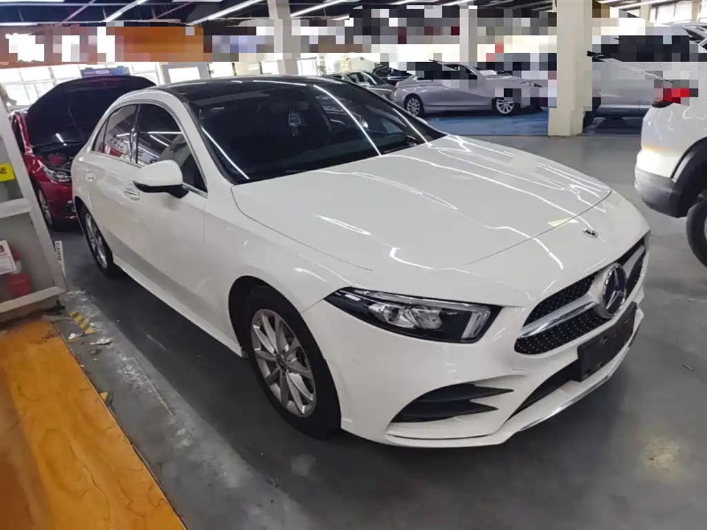 Mercedes-Benz A-Class 2021 — фото 4