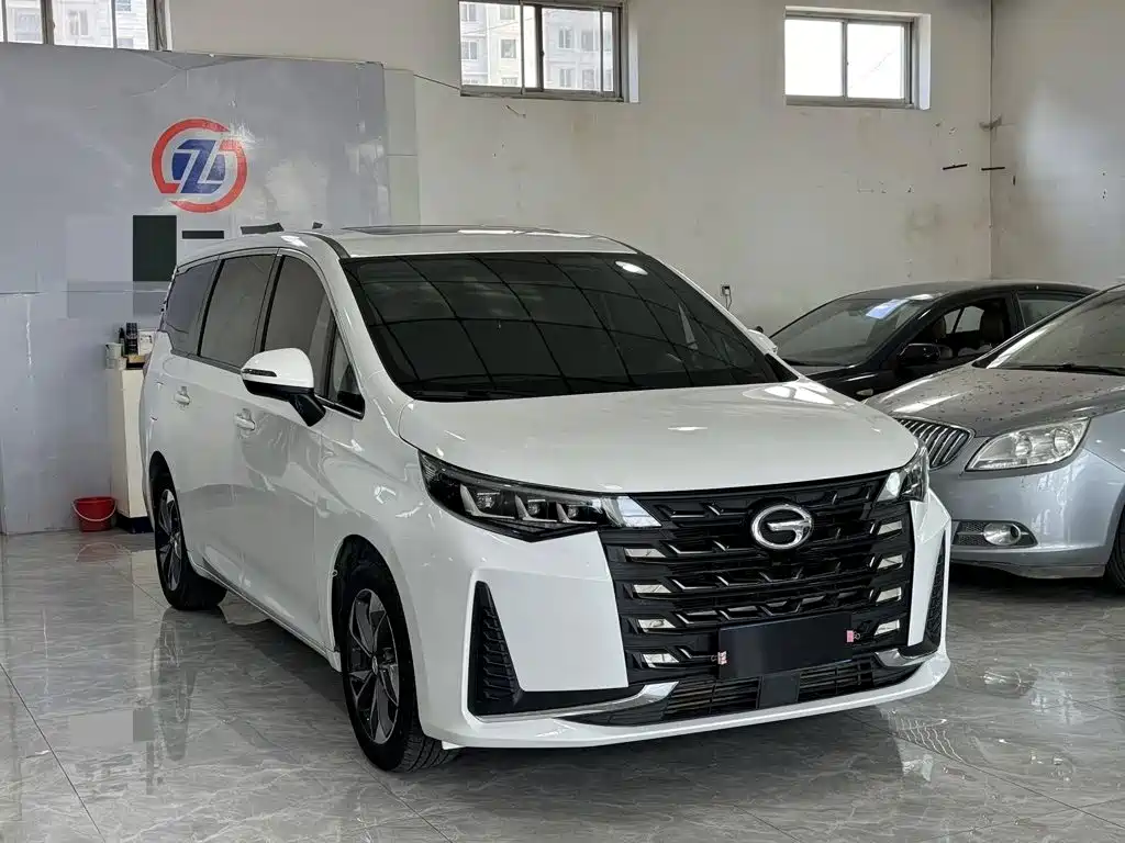 GAC Trumpchi M6 2023 — фото 3