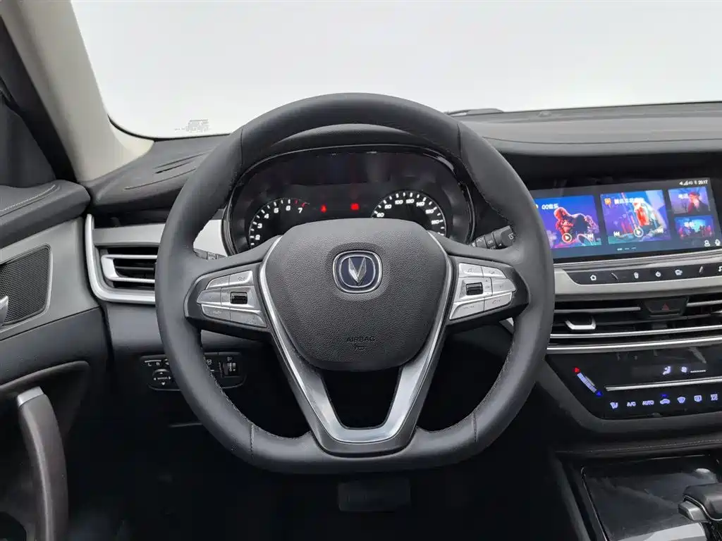 Changan CS35PLUS 2019 — фото 11