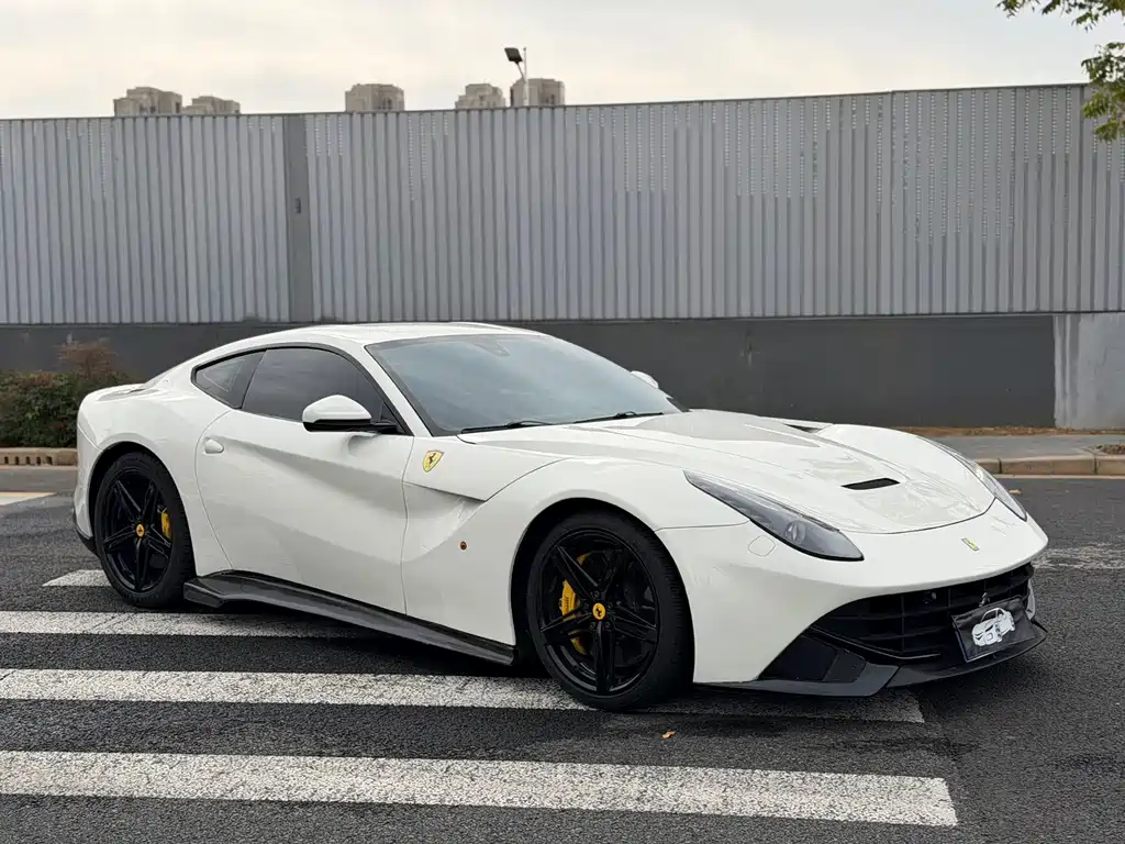 Ferrari F12berlinetta 2014 — фото 2