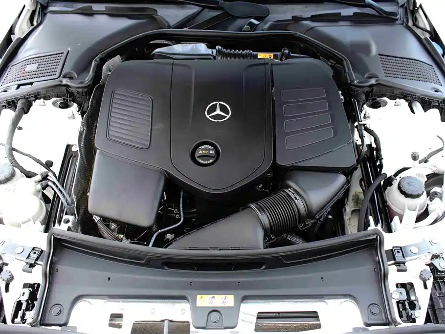 Mercedes-Benz C-Class 2023 — фото 10