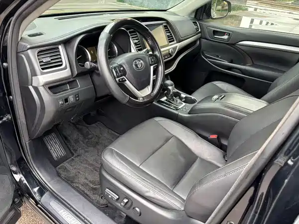 Toyota Highlander 2017