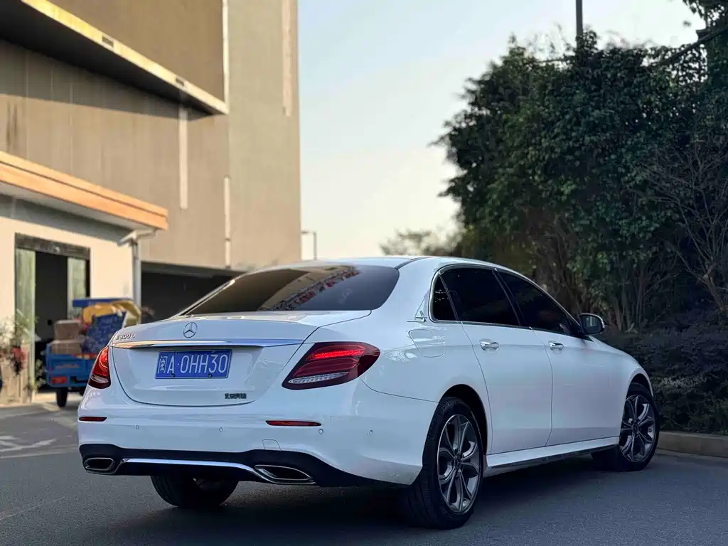 Mercedes-Benz E-Class 2020 — фото 8