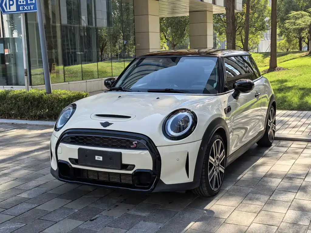 MINI Mini 2022 — фото 1