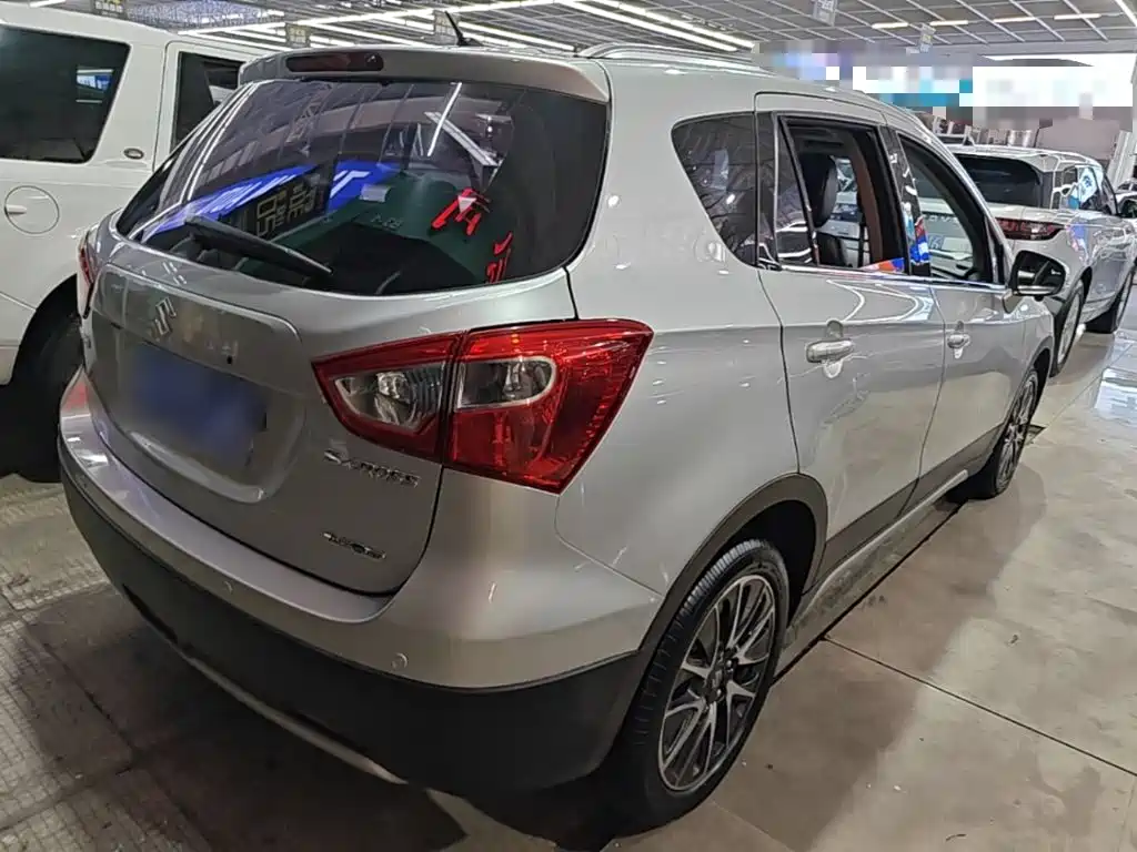 Suzuki S-Cross 2015 — фото 7