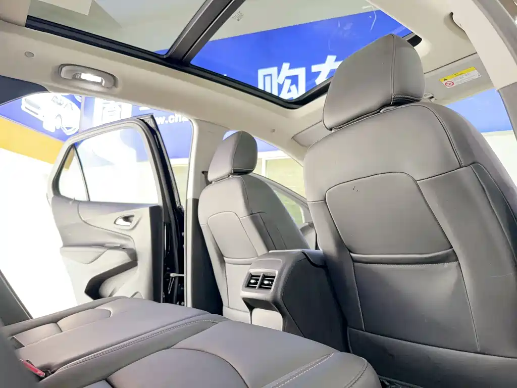 Chevrolet Equinox 2018 — фото 11