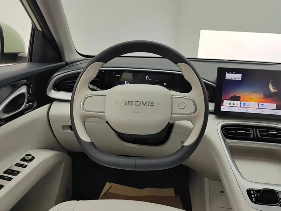 Geely Galaxy Starwish 2025 — фото 15