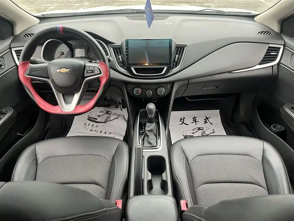 Chevrolet Cavalier 2018 — фото 14