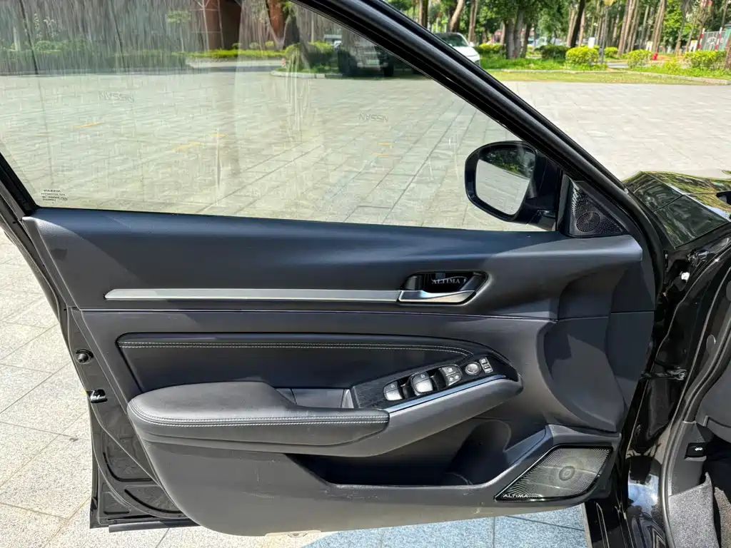 Nissan Teana 2023 — фото 4